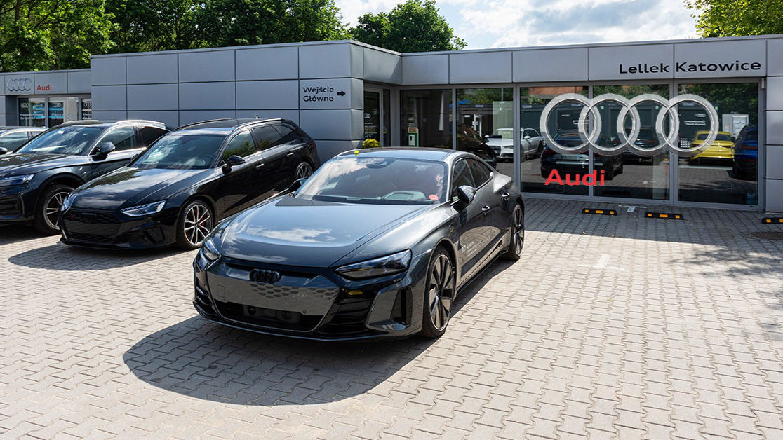 Modularer Pavillon für die Lellek Group – Audi Showroom, Foto 6