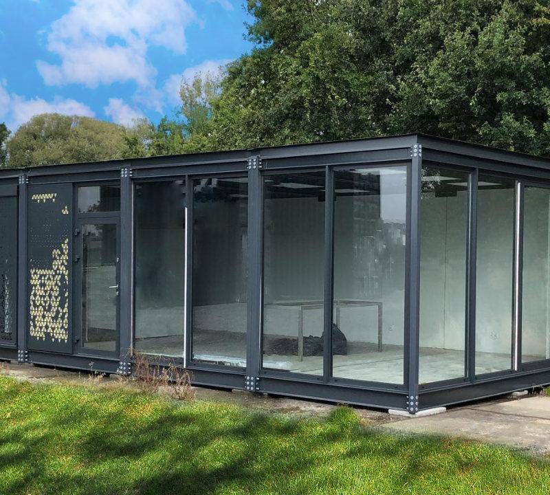 Bürocontainer 50m², mit den Maßen 10,0 x 5,0 x 3,2m